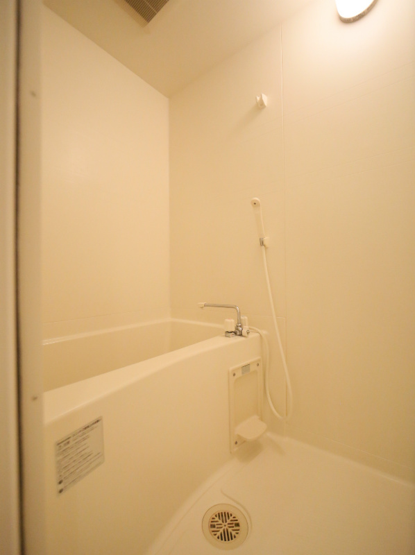 バス・シャワールーム　バスルーム