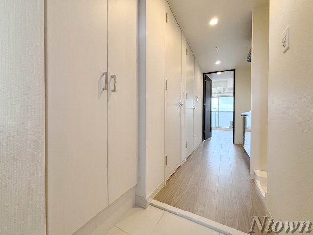 玄関　落ち着いた玄関です