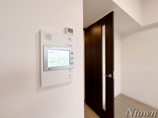 セキュリティ　モニター付きインターホンです