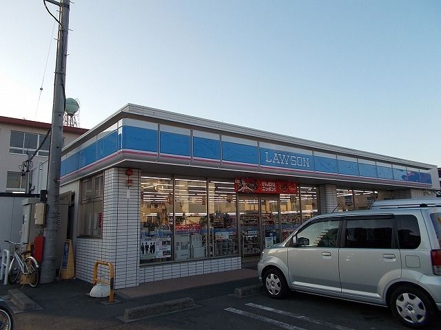 コンビニ　ローソン静岡曲金５丁目店（コンビニ）まで700m