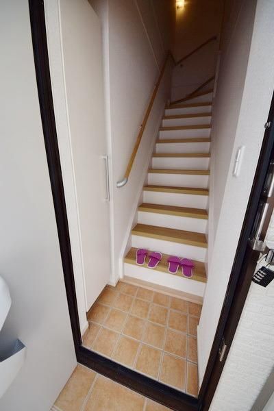 玄関　★玄関は１階ですよ★