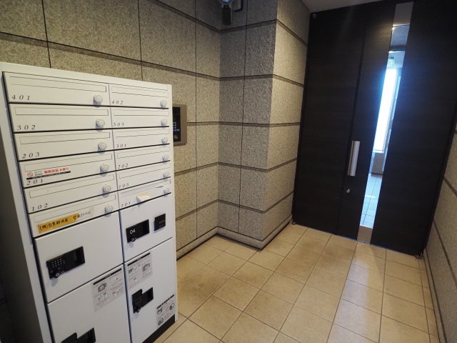 セキュリティ　宅配ボックス完備！