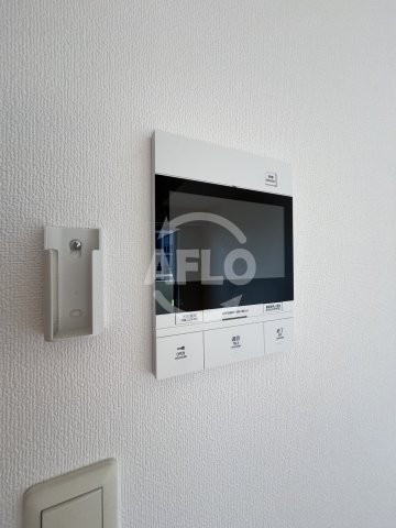 セキュリティ　ドゥーエ江坂III　モニター付きインターホン