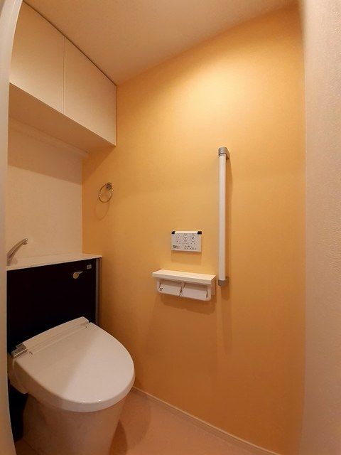 トイレ　シンプルで使いやすいトイレです