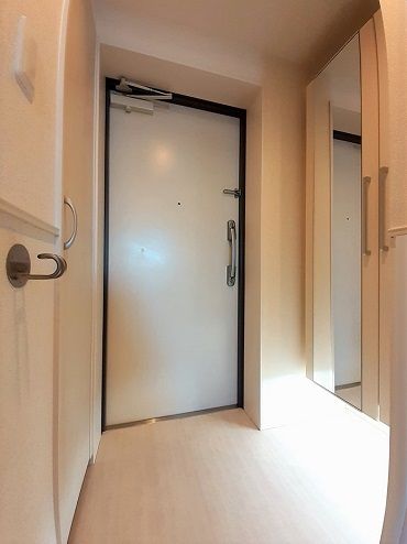 玄関　シンプルで使いやすい玄関です