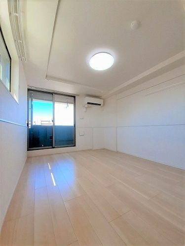 居室・リビング　居間です