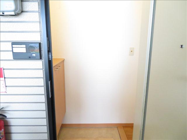 玄関　下駄箱付きの玄関