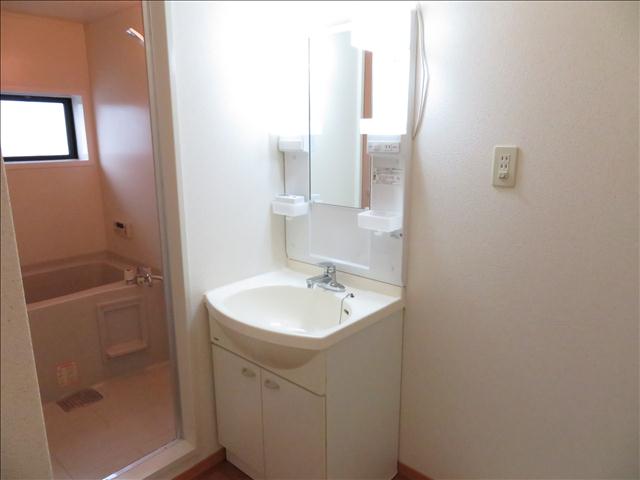 洗面設備　洗面化粧台付き