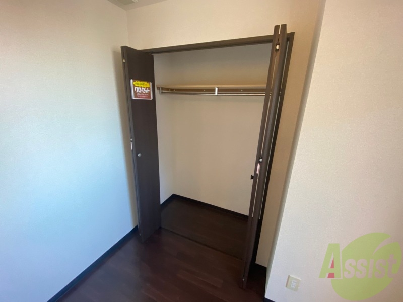 収納　寝室の収納です。部屋がすっきり片付きます。