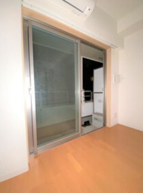 バルコニー　バルコニーあります