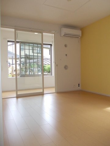 その他部屋・スペース　明るい色調の室内です