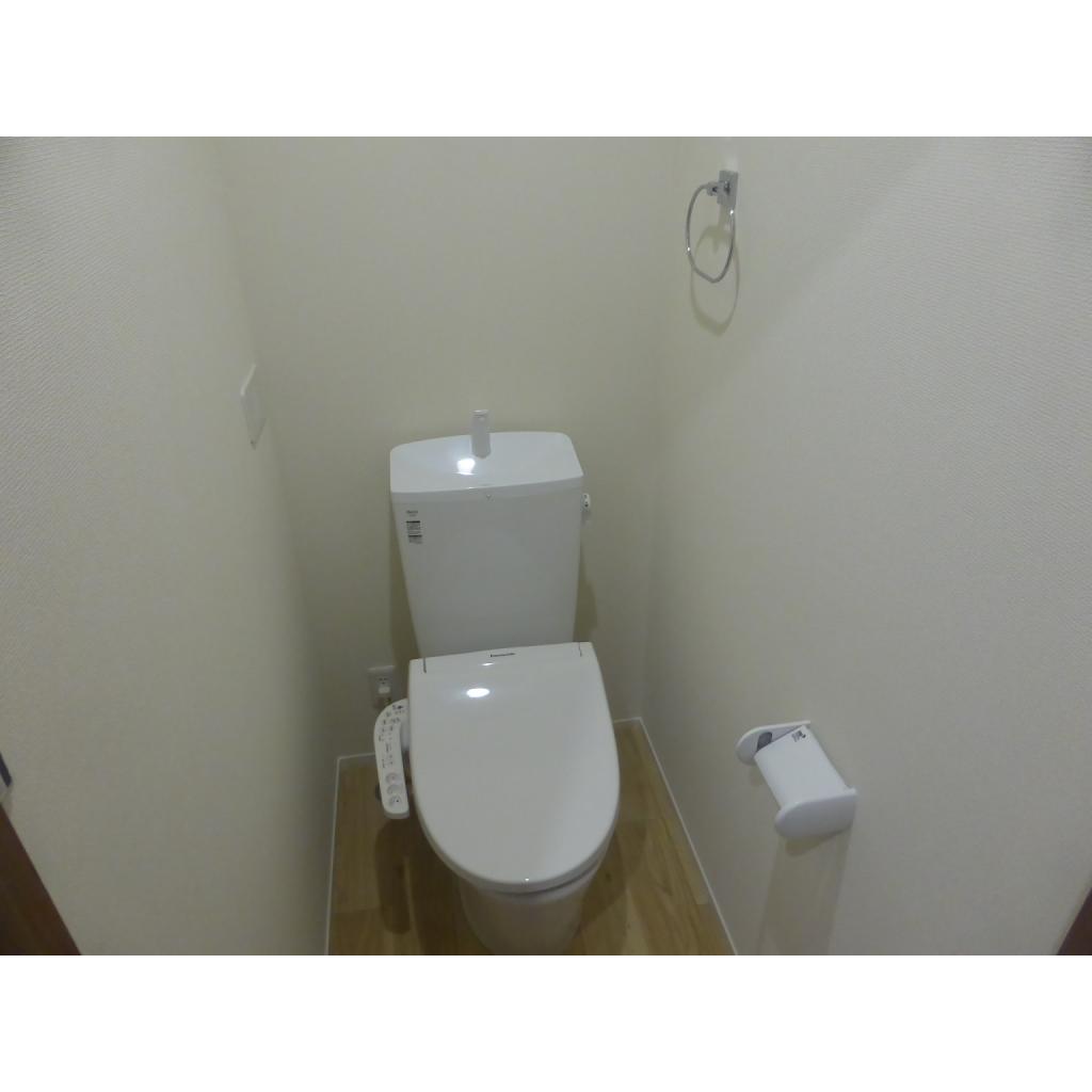 トイレ　コンパクトで使いやすいトイレです