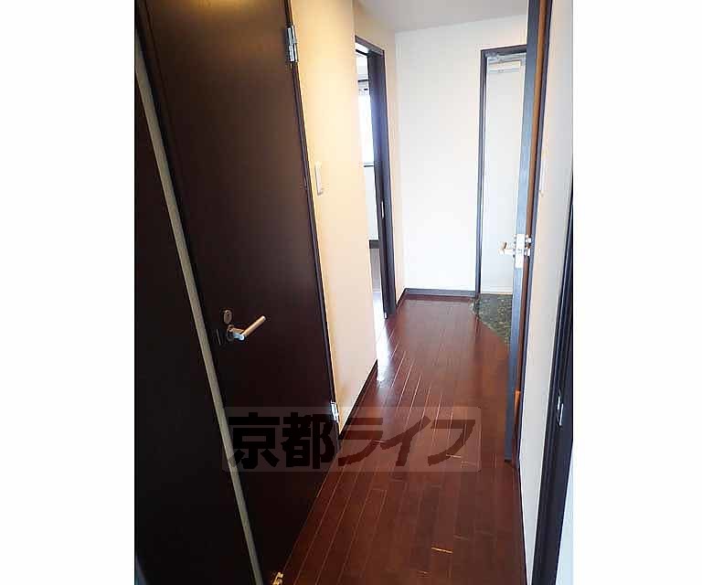 その他部屋・スペース　すっきりとした廊下です。