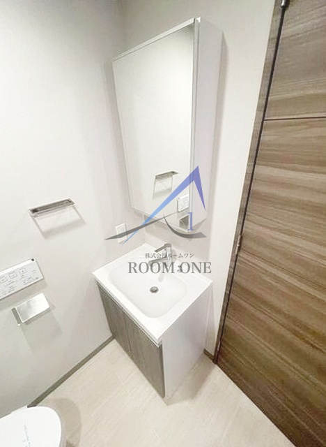 洗面設備　独立洗面台です。