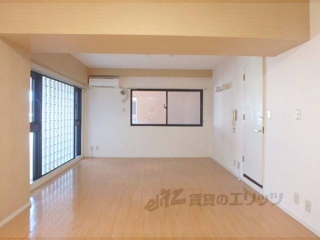 居室・リビング　洋室