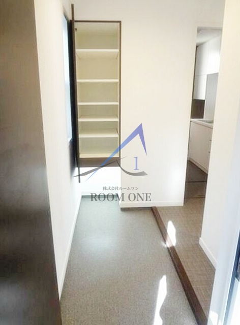 玄関　玄関です。