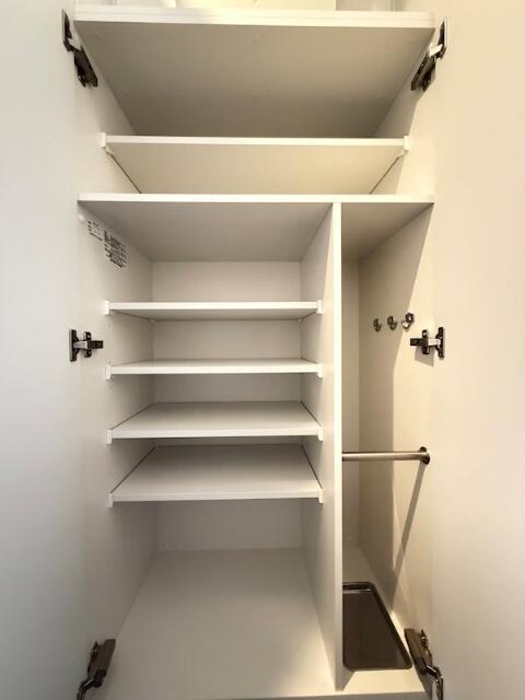 収納　シューズボックス?