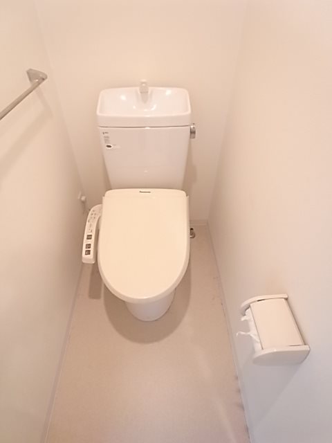 トイレ　シンプルで使いやすいトイレです