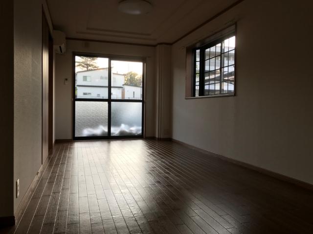 居室・リビング　リビング