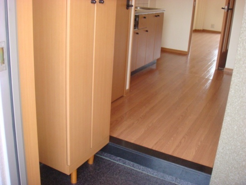 玄関　図面と現状に相違がある場合には現状を優先