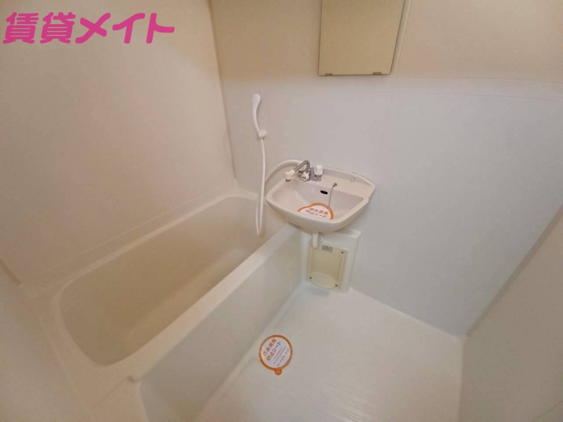 バス・シャワールーム　同型参考写真