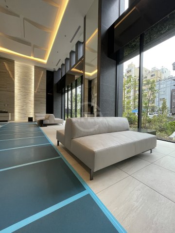 ロビー　THE CROSS CITY TOWER(ザクロスシティタワ