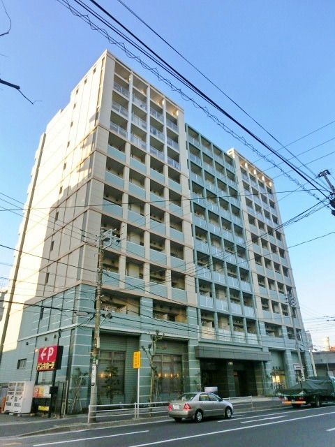 建物外観　西船橋駅までまっすぐ歩くだけです