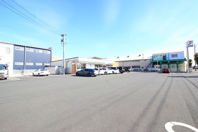 コンビニ　セブンイレブン 浜松高丘西1丁目店（コンビニ）まで532m