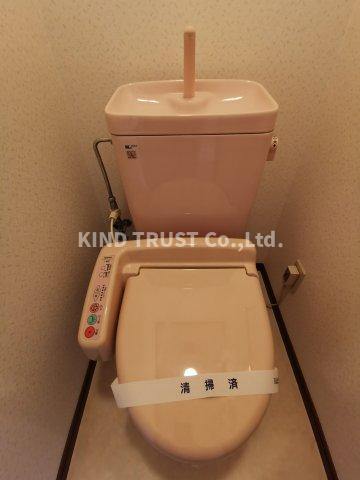 トイレ　落ち着いたトイレです