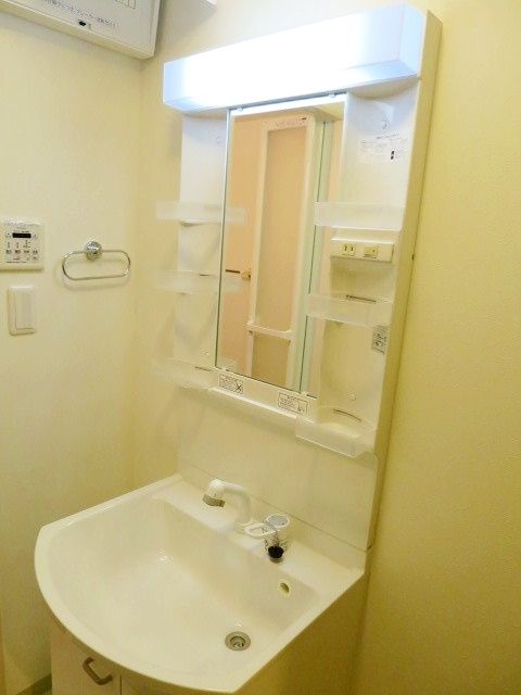 洗面設備　独立洗面台