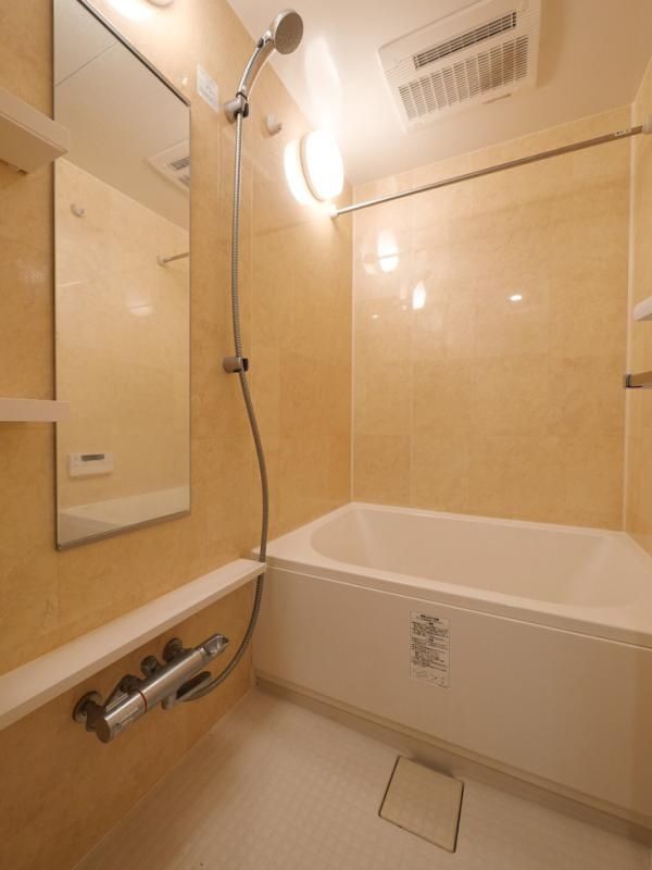 バス・シャワールーム　☆ゆっくりくつろげるお風呂☆