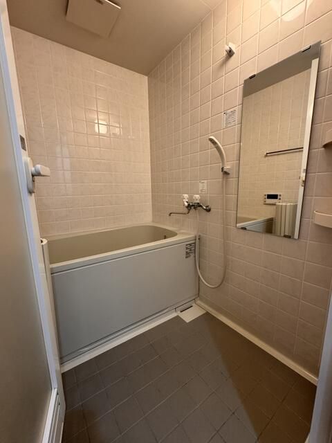 バス・シャワールーム　バス