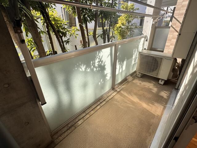 バルコニー　バルコニー