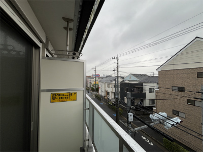 バルコニー　開放的で明るい空間を演出してくれるバルコニーです