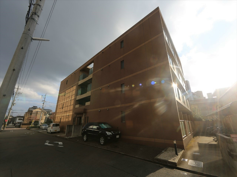 建物外観　外観　防犯カメラ付　オートロック