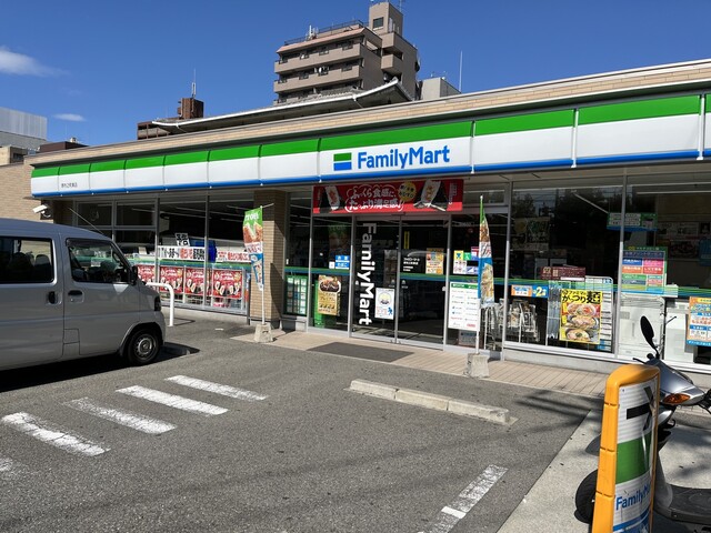 コンビニ　ファミリーマート堺市之町東店（コンビニ）まで266m