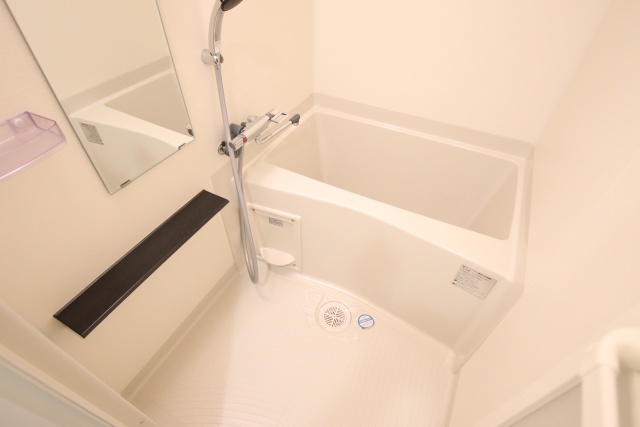 バス・シャワールーム　※別室の参考写真の為、現況優先です。
