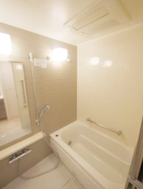 バス・シャワールーム　★追い炊き付きオートバス★