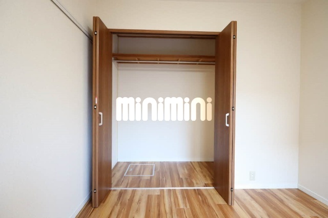 収納　写真は同タイプ部屋になります