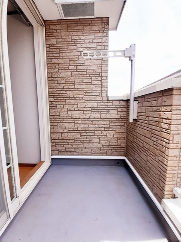 バルコニー　図面と現状に相違がある場合には現状を優先