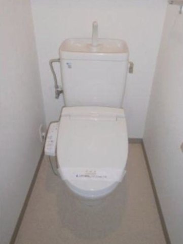 トイレ　※別号室参照