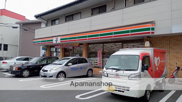 コンビニ　セブン－イレブン春日桜ヶ丘４丁目店（コンビニ）まで375m
