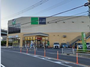 ドラックストア　スギ薬局（ドラッグストア）まで900m