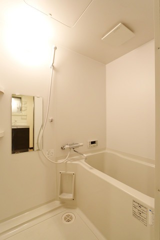 バス・シャワールーム　一日の疲れを癒しましょう