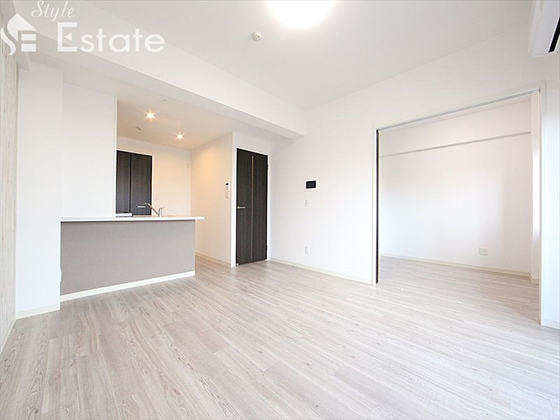 居室・リビング　内装