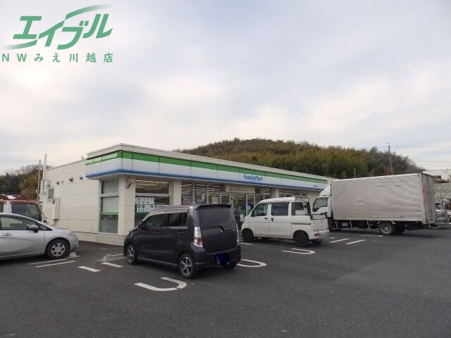 コンビニ　ファミリーマート四日市羽津店（コンビニ）まで566m