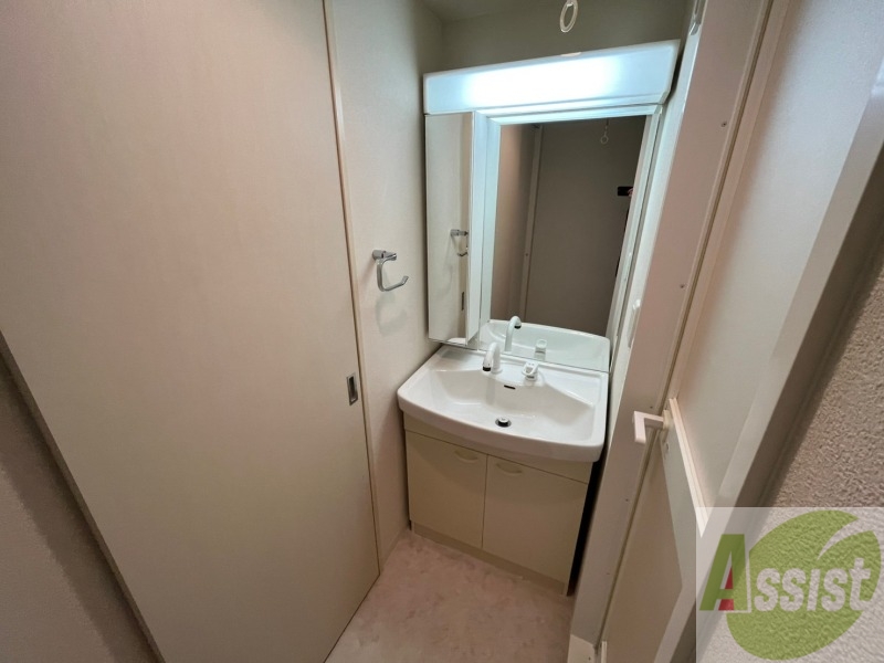 洗面設備　シャンプードレッサーで身支度もラクラクです！