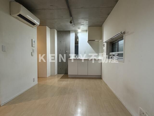 居室・リビング　おしゃれな居間です