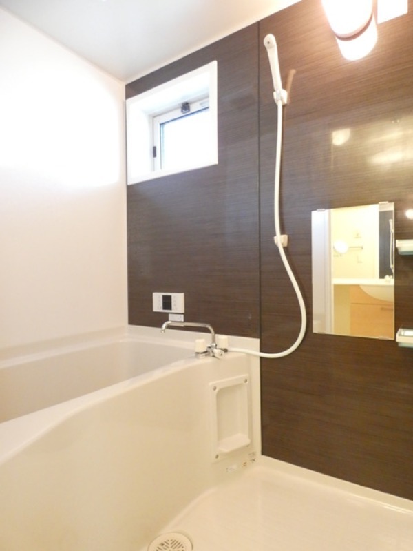 バス・シャワールーム　図面と現状に相違がある場合には現状を優先