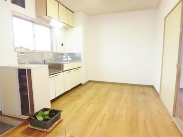 セキュリティ　明るいリビングです